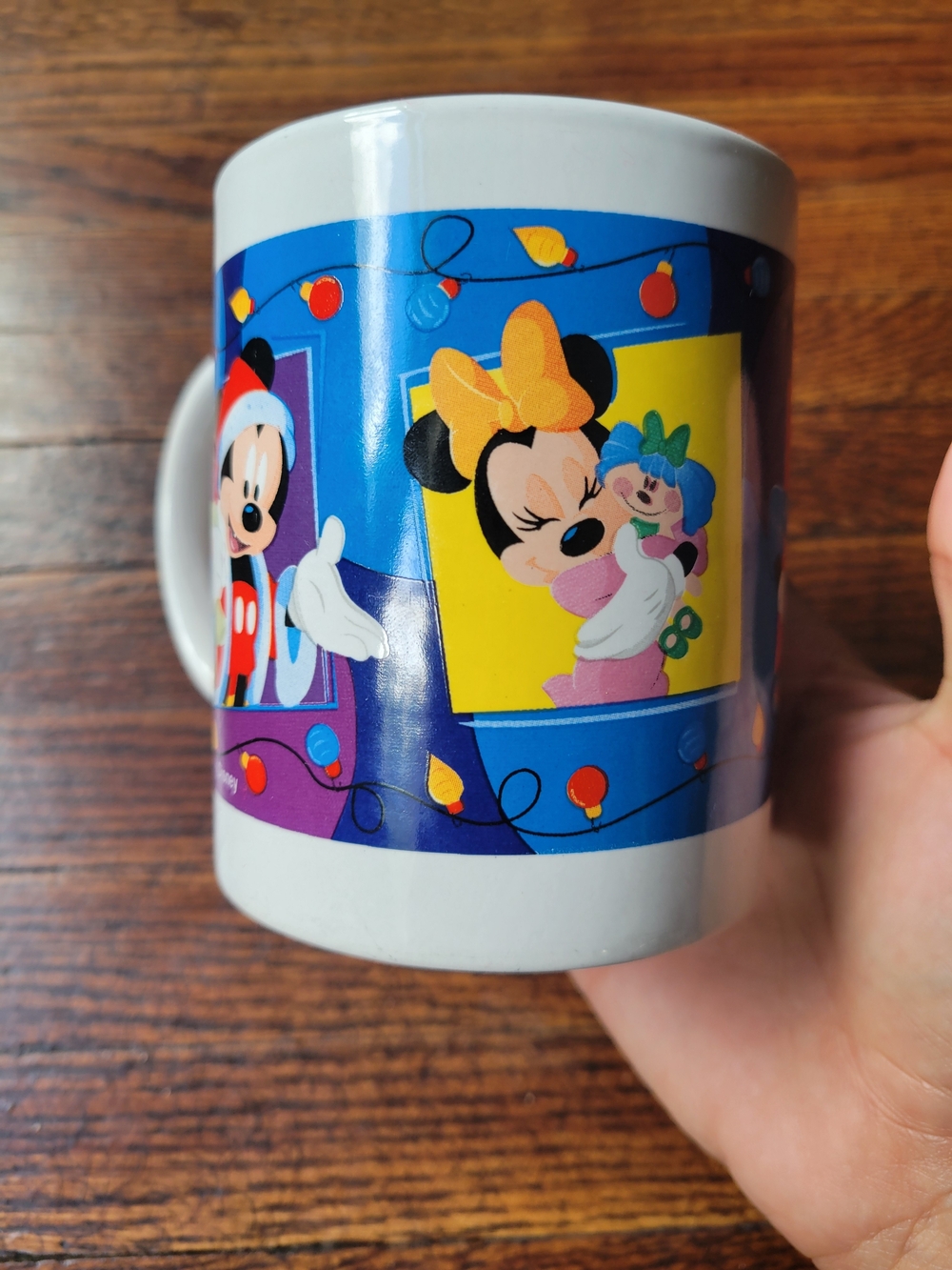 Disney Holiday Coffee Tea Mug Christmas Mickey Minnie Goofy Donald Cup Vintage